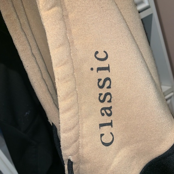 Black and Tan Sweater - Picture 5 of 5